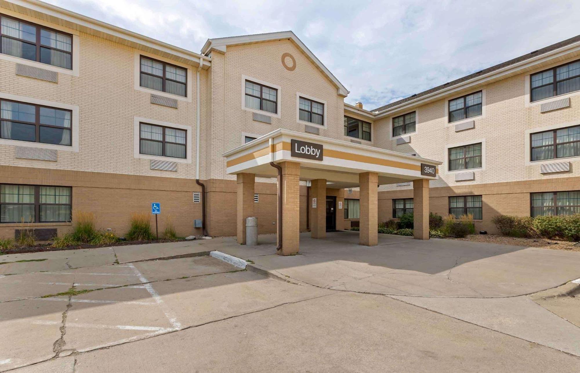 Extended Stay America Select Suites - Des Moines - Urbandale Clive Exterior photo